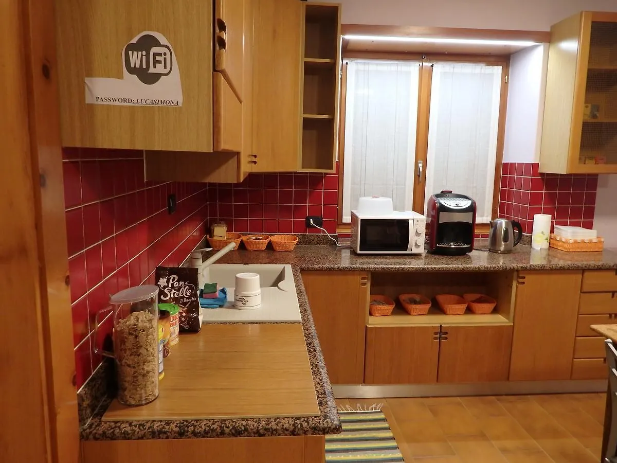 B&B A Casa Di Luca Mazzo di Valtellina Bed & Breakfast